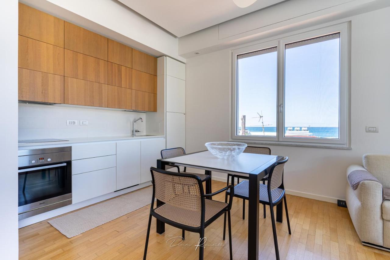 Casa Vacanze Vistamare Marinella di Sarzana Eksteriør billede