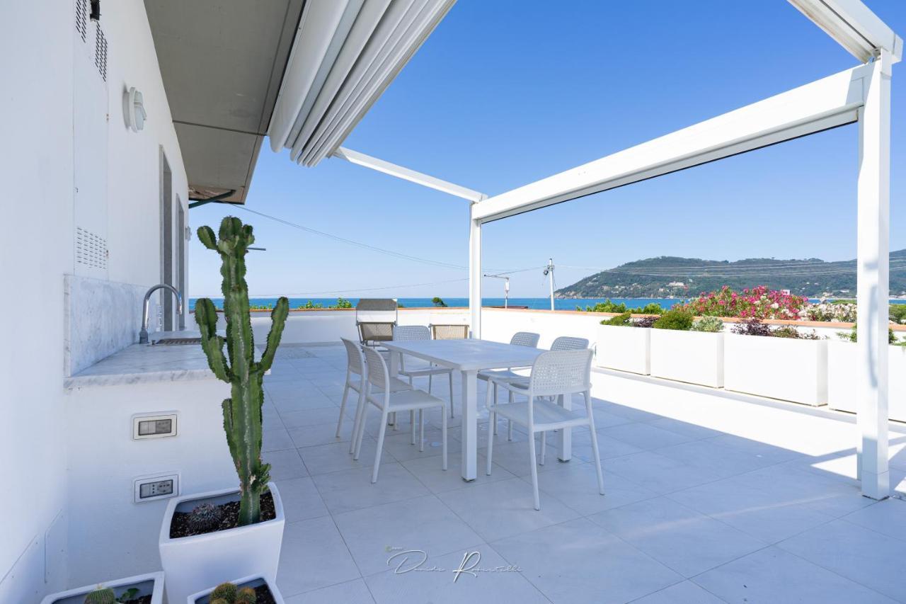Casa Vacanze Vistamare Marinella di Sarzana Eksteriør billede