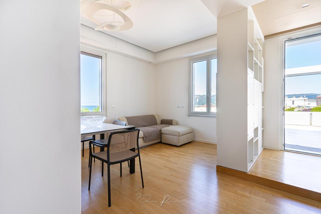 Casa Vacanze Vistamare Marinella di Sarzana Eksteriør billede